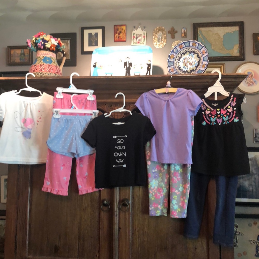 8 piece shirts, pants, and pajamas 4T